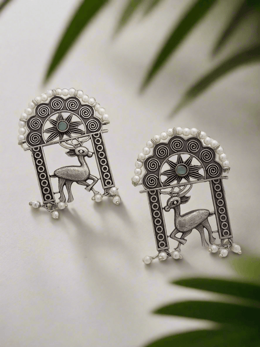 Oxidized Deer & Archway earrings with pearls - Mirae