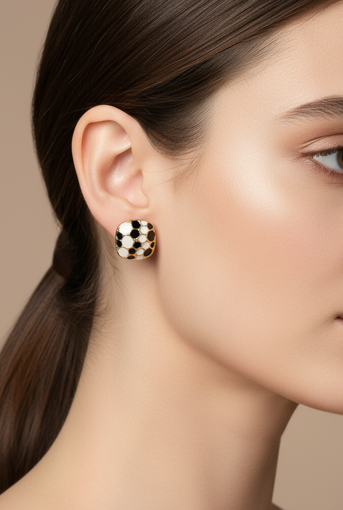 Enamelled studs