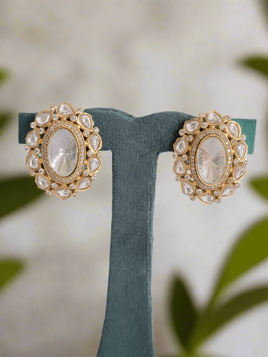 REGAL STYLISH MOISSANITE KUNDAN CRYSTAL STUDS - Mirae 