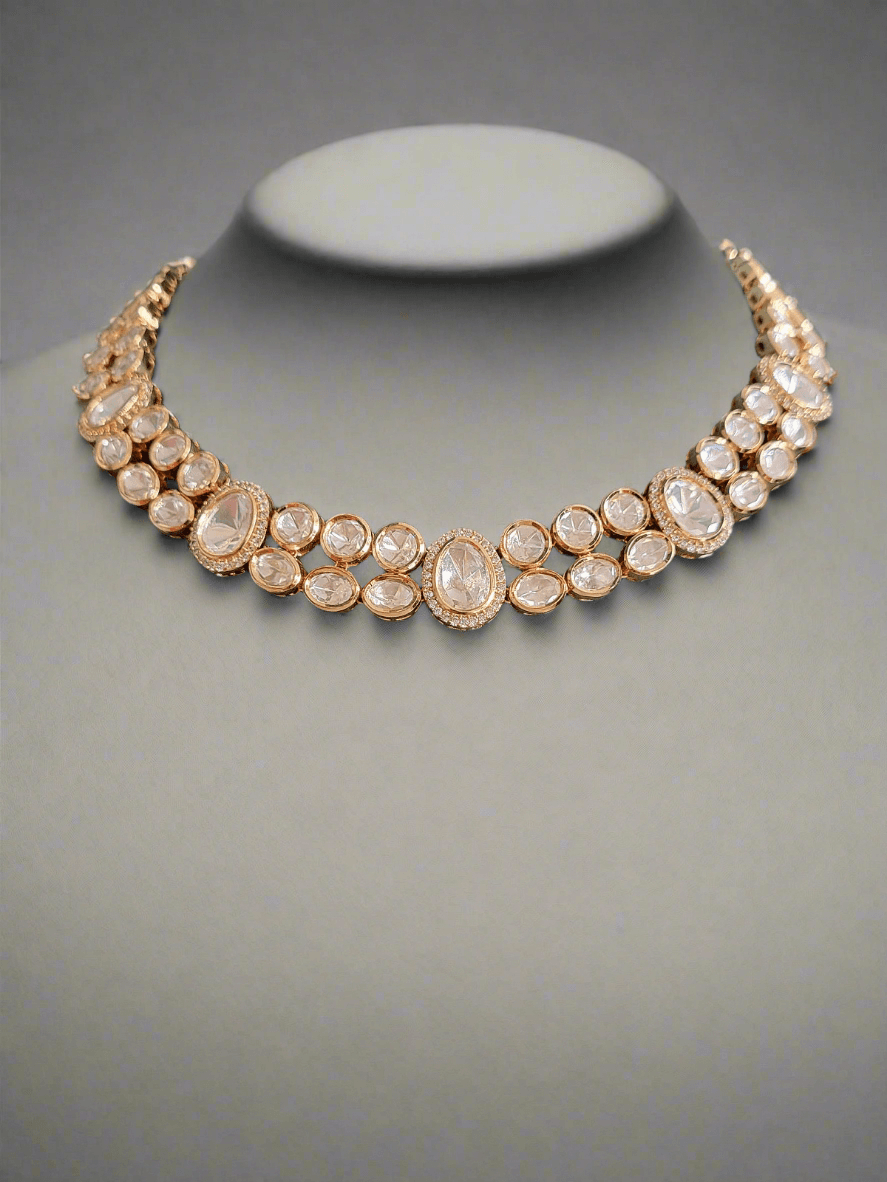 MODERN DEMI-FINE SET FOR SUBTLE OPULANCE - Mirae 