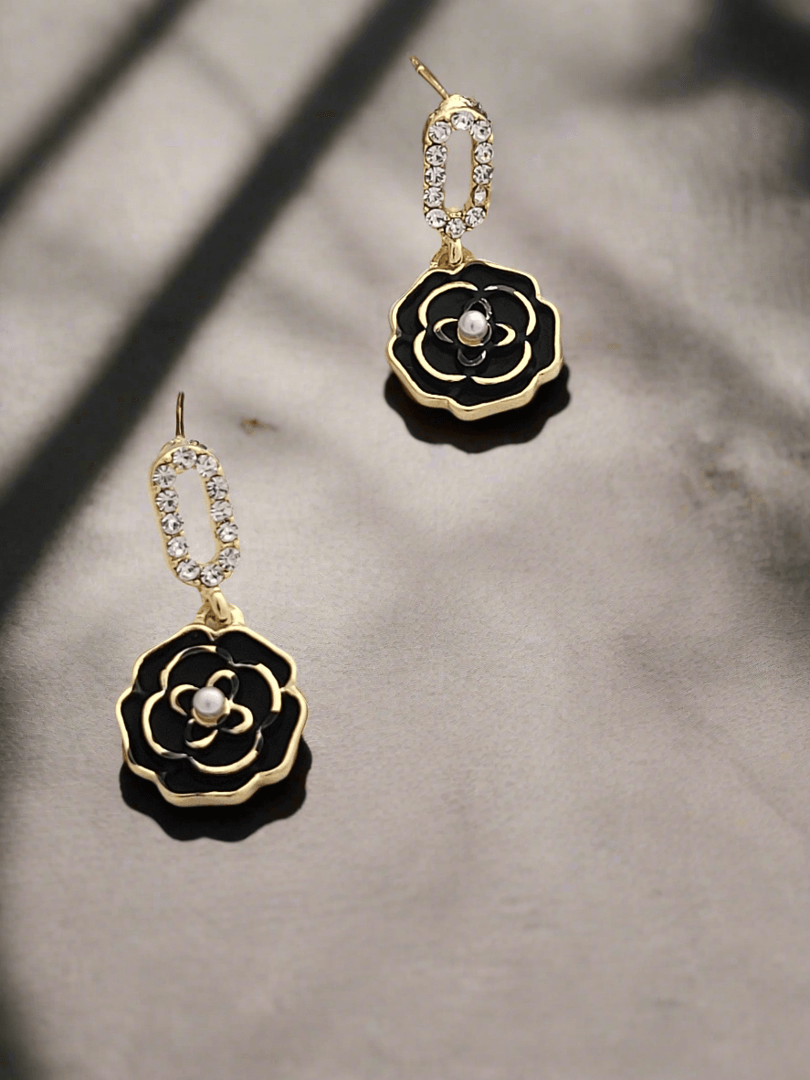Enamel Flower drop earrings - Mirae 